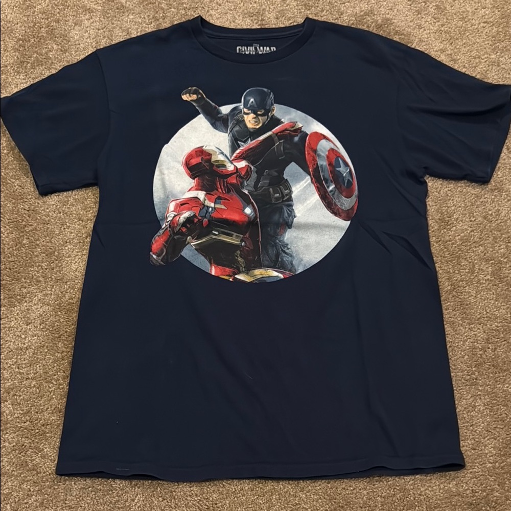 Marvel Captain America vs Iron Man T-Shirt- Civil War